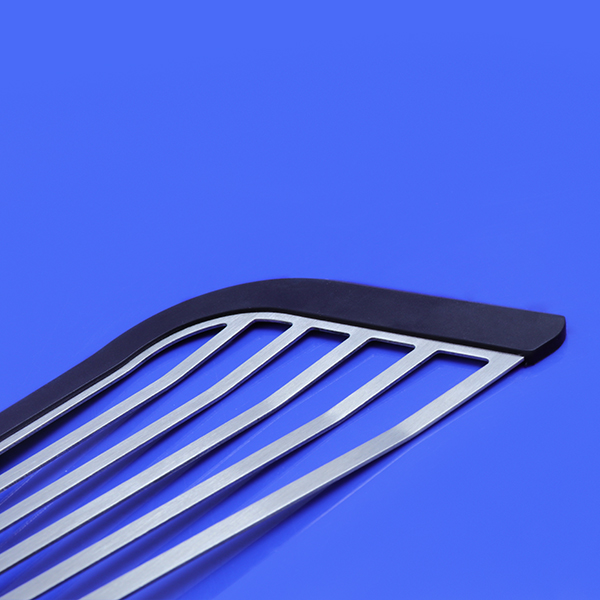 硅膠制品注射技術運用到硅膠包膠中需要注意什么？